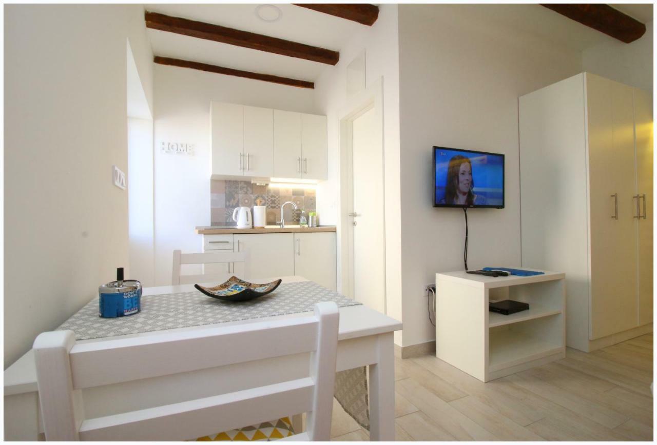 פרימוסטן Apartmani Baranovic מראה חיצוני תמונה
